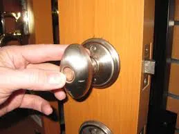 Locksmith Master Store Plainview, NY 516-418-2021 - door-unlock